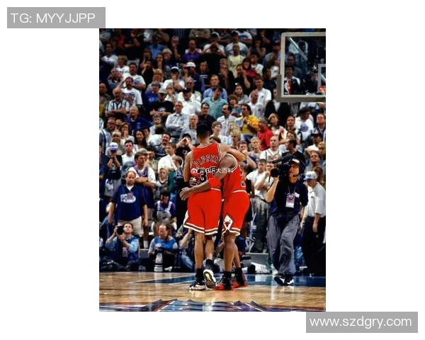 乔丹与足球明星共舞的精彩瞬间视频回顾 乔丹与足球明星共舞的精彩瞬间视频回顾