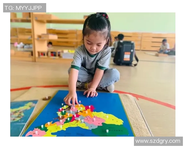 拼图天画足球明星的奇幻旅程与梦想追逐之路 拼图天画足球明星的奇幻旅程与梦想追逐之路