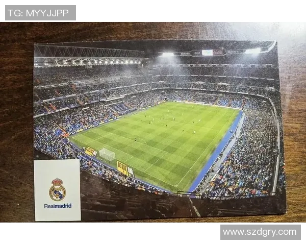 足球明星的辉煌历程与背后故事探秘之旅