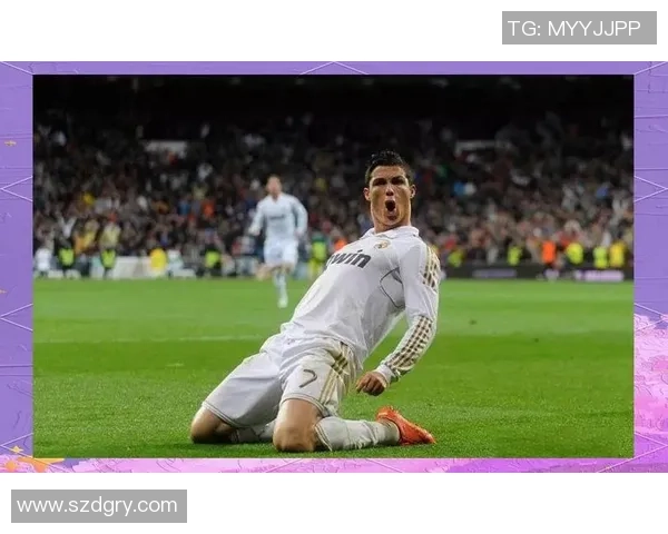 足球明星镜头下的魅力瞬间与背后故事揭秘