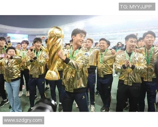 足球明星齐聚镇江激情对决点燃球迷热情盛宴